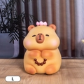 Taille L tirelire capybara mignonne avec fleur rose et perles sur fond jaune chaud - Grand Capybara A Priant (Jaune)