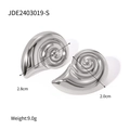 Orecchini a conchiglia in acciaio inossidabile argento da donna in stile spiaggia - Stile Lumaca a Spirale Argentata (JDE2403019-S)