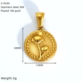 Vue macro du pendentif floral 15mm en acier inoxydable 304 plaqué or 18 carats - Tournesol de Janvier (SP599G-1)