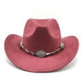 Detail van bordeauxrode cowboyhoed met gevlochten band en zilveren metalen versieringen - M(56-59CM) / Wijnrood (Suèda)