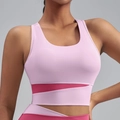 Soutien-gorge de sport rose avec blocs de couleur magenta et coupe ergonomique - S / Hauts / Diamant Rose