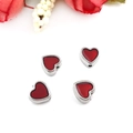 Cuentas de aleación en forma de corazón rojo con borde plateado para joyas DIY - 8mm / Rojo