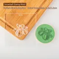 Weihnachts-Schneekugel-Acryl-Fondant-Stempel für Kekse und Backen, Modell QA0282, 5,5x4,5 cm - QA282-Schneekugel Präger