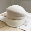 Cappello newsboy classico in feltro di lana bianco crema con design a pieghe minimalista - Bianco latte