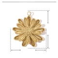 Macro view of gold-plated stainless steel flower pendant with dimensions and weight info - Daisy / Gold