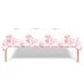 Detail der rosa Teddybär Babyparty Tischdecke mit We Can Bearly Wait To Meet You Text - Neuer Aquarell Rosa Bär