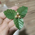 Artificial Christmas holly leaves with golden berries and 8 cm size dimension marker - Gold Berry Triangle Leaf (8cm)