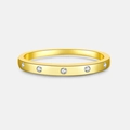 Elegante anello a fascia in argento S925 dorato con brillanti zirconi incastonati - US 6 / Oro 18K