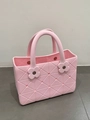 Borsa da spiaggia in EVA rosa con motivo geometrico a triangoli e dettaglio fiore - Rosa