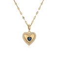 Collar dorado con colgante corazón azul y halo de circonitas sobre fondo blanco - Azul