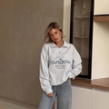 Felpa oversize azzurra con mezza zip e ricamo vintage book club sul petto - S / Grigio chiaro