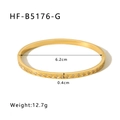 Dettaglio del bracciale in acciaio inossidabile placcato oro 18k con misure 6,2cm e 12,7g - Oro (HF-B5176-G)