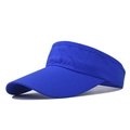 Detail der königsblauen Sonnenblende mit atmungsaktivem Mesh-Gewebe für Outdoor-Sportarten - Kopfumfang 55-60cm / Saphirblau