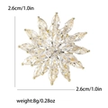 Broche flocon de neige dorée avec zircons de 2,6 cm de diamètre et pesant 8 g - Doré
