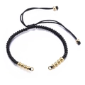 Pulsera ajustable de cuerda trenzada negra decorada con cuentas doradas metálicas - Pulsera: 39
