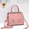 Rosa PU-Leder-Schultertasche mit Gänseblümchen-Stickerei und Herz-Metall-Schnalle - Rosa
