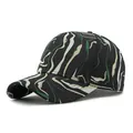Graffiti marble print baseball cap with curved brim and vintage six-panel design - Adjustable / Black