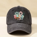 Dettaglio della stampa floreale MAMA sul cappellino da baseball in cotone grigio lavato - Taglia unica / Nero