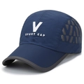 Berretto da baseball blu scuro con ricamo V e pannelli laterali in rete grigia - Blu navy