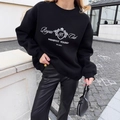 Retro black oversized sweatshirt with white Royal Club graphic and crew neck - S / Black