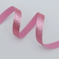 Detailopname van roze glitter polyester lint voor cadeauverpakking en DIY handwerk - Roze (1.5cm*10 Yards)