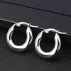 Boucles d'oreilles créoles épaisses en acier inoxydable argenté sur fond noir - 5.0*20 / Couleur Acier