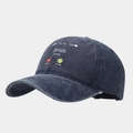 Dettaglio del cappellino in cotone lavato con stampa creativa della chiamata in arrivo di Gesù - Regolabile / Blu navy