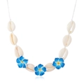 Collar de estilo bohemio con concha beige y flor azul en cordón trenzado liso - Azul