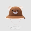 Dettaglio cappello da sole marrone per neonati con orecchie da orso 3D e sottogola - 50cm/1-3 Anni / caffè