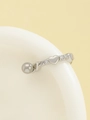 Silbernes Ohrring-Set mit grauer Perle, polierten Herzen und glänzenden Zirkonias - Herz Kunstperle Strass Kombiniert Ohrring (K-719)