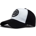 Cappellino da baseball bicolore in finto camoscio con patch rotonda Enjoy Life bianca - Regolabile / Nero & Bianco