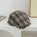 Boina escocesa marrón para niños de estilo británico con textura de tweed y botón - 52cm (2-5 Años) / Cuadros Grandes Color Café