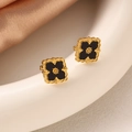 000658 Black Earrings