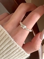 Elastic silver ring featuring white pearls and a cute silver bear charm on a finger - JZ1271 (Bear Pearl)