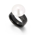 Hammered black stainless steel ring featuring a large white round pearl embellishment - US 6 / Black