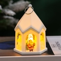Nahaufnahme einer weißen hausförmigen Weihnachtslaterne mit Weihnachtsmann und LED-Licht - Weiß - Weihnachtsmann