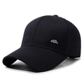 Schwarze strukturierte Baseballkappe mit silbernem SPORT-Metallemblem an der Seite - Verstellbar / Marineblau