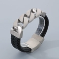 Pulsera para hombre de cuero trenzado negro con cadena cubana y cierre magnético - Color Acero Esmerilado (KB43119-D)