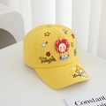 Detail van gele kinderhonkbalpet met 3D-cartoonfiguur en Twinkle-borduurwerk - 52cm (3-6 Jaar) / Geel