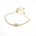 Dettaglio del bracciale a stella dorato regolabile con motivo malocchio e zirconi lucidi - Stella Malocchio (BR159-1)