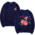 Dunkelblaues Sweatshirt mit Rundhalsausschnitt und Kirsch- sowie 8-Ball-Grafikdruck - S / Marineblau