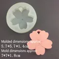 Moule en silicone fleur de cerisier avec dimensions et échantillon fini de rose - Moule à Étiquette Sakura