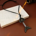 Bohemian vintage fish pendant necklace with black leather and silver totem metal detail - Simple Leather Fishbone Scale Style