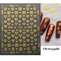 Détail des stickers ongles 3D dorés CB-074 avec motifs LOVE et cœurs sur ongles rouges - CB-074 Lettre Cœur Style (CB-074) / Doré