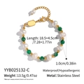 Detail of freshwater pearl and green agate bracelet with stainless steel gold clasp - Green Agate Faceted Bead Style (YYB025132-C)
