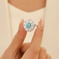 Vintage Silberring aus Titanstahl mit ovalem Türkisstein im Ethno-Stil für Damen - Runder Stil (K-168) / Stahlfarbe