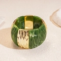 Close-up of green marble resin and vintage gold metal blocks on a stretch bracelet - Dark Green