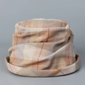 Gros plan du tissu du chapeau bob à carreaux bleus montrant la texture naturelle du lin - M (56-58cm) / Orange