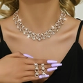 Elegante set di gioielli dorati con collana in cristallo traforato e orecchini abbinati - Oro Bianco
