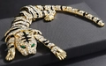Golden tiger brooch with clear rhinestones, black enamel stripes and green crystal eyes - Gold Base Green Eye Tiger XD822018-3